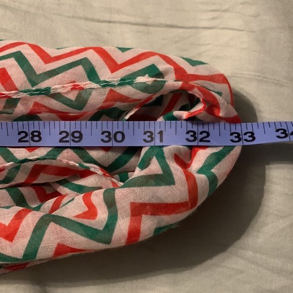 Vivian and Vincent Infinity Scarf. Christmas Scarf - Picture 3 of 4